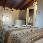 Boutique House Djak